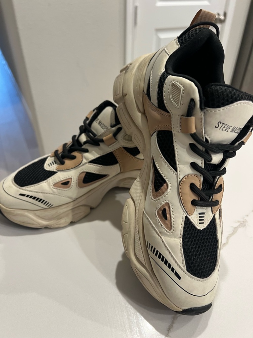 Steve Madden Black and Beige Retro Chunky Sneakers
